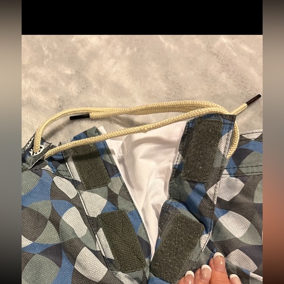 ***😀3 for $35./NWOT Mens Authentic Ocean & Earth surf apparel swim shorts. - Picture 9 of 11